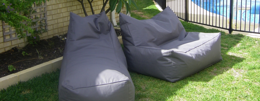 Single Chaise Lounger - The Long Outdoor Beanbag
